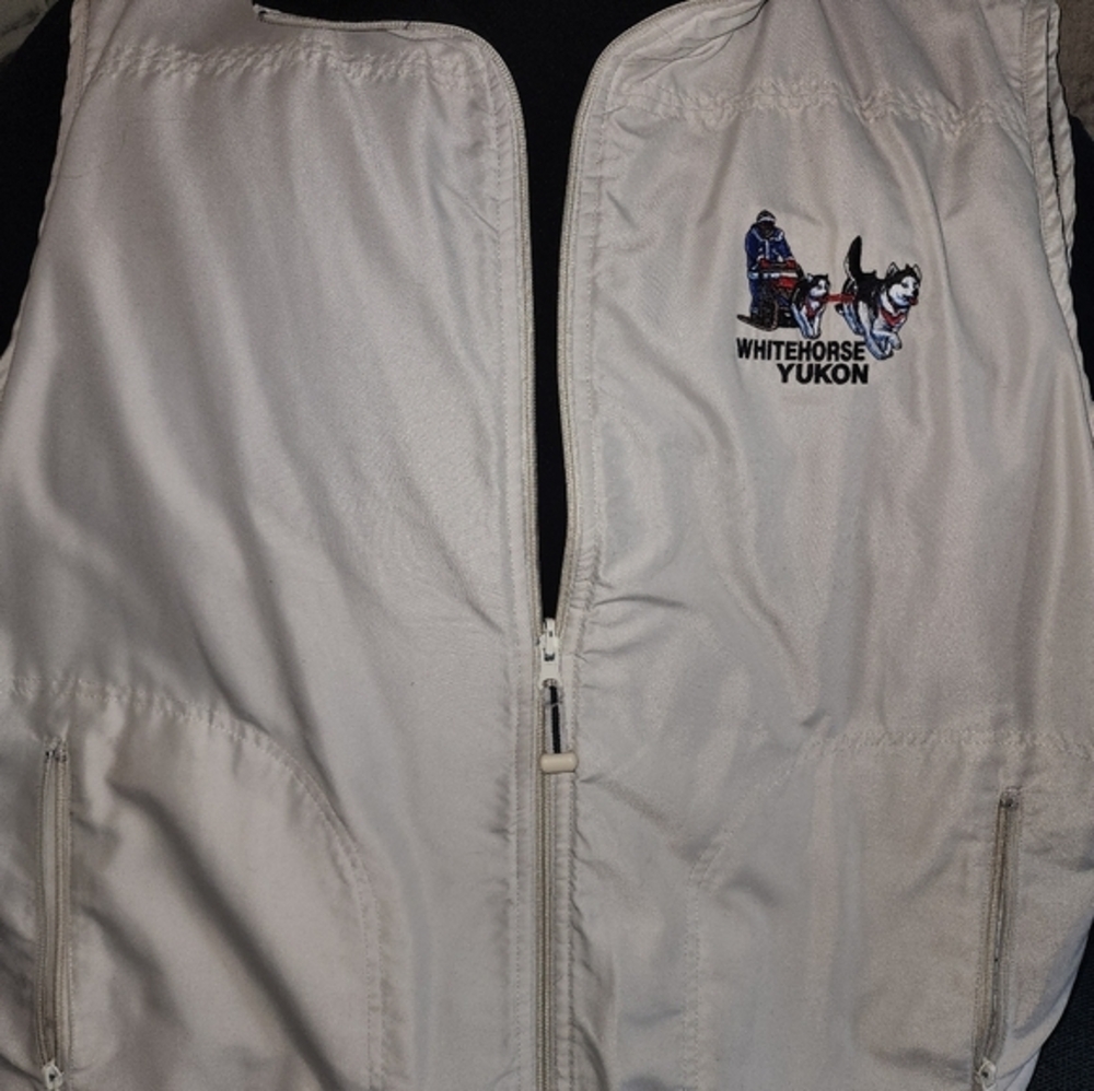 Vest LG
